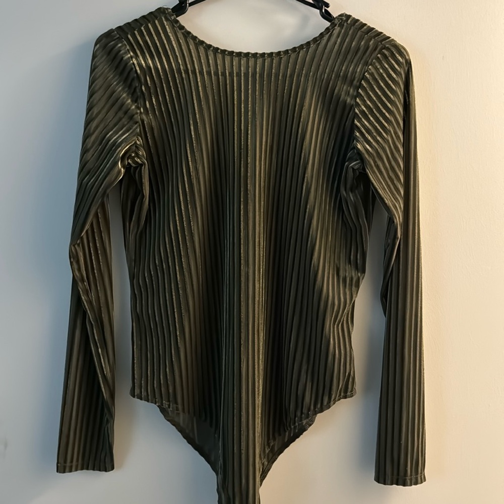 Women’s one piece blouse